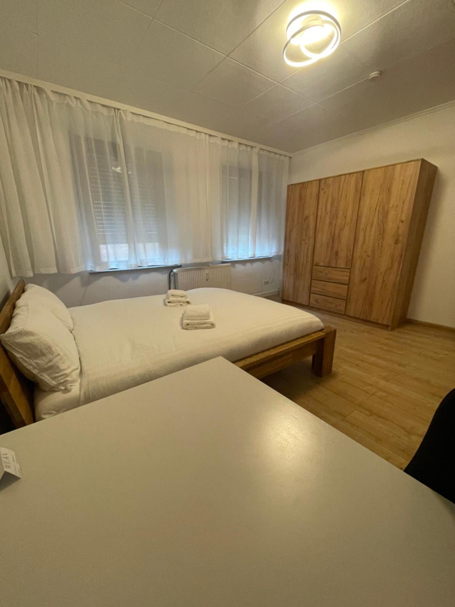 Bequemes Zimmer In Moderner Unterkunft My Pension דיסבורג מראה חיצוני תמונה